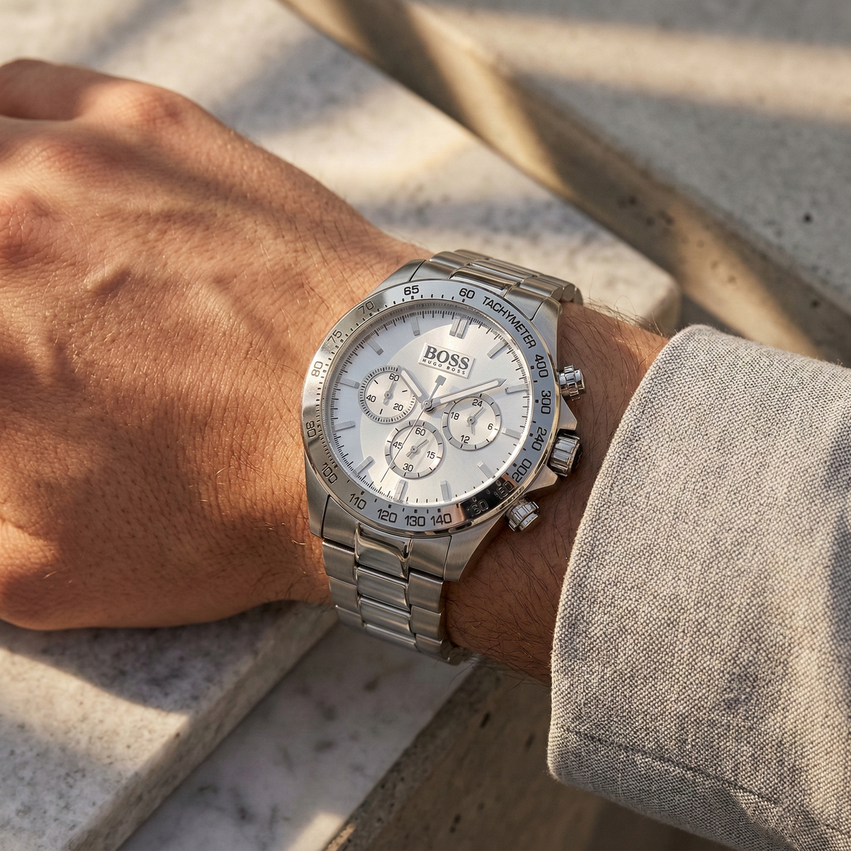 Hugo Boss Ikon 1512962 Silver Case Silver Dial Silver Metal Men's Watch