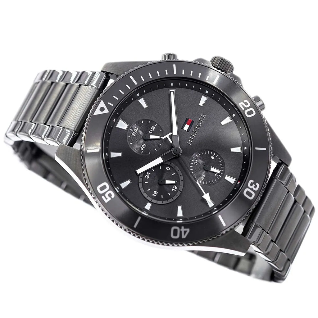 Tommy Hilfiger Larson 1791918 Multi-Function Grey Dial Men's Grey Steel Watch