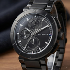 Tommy Hilfiger 1792119 ساعة عملية متعددة الوظائف للرجال - مينا سوداء وسوار أسود من الفولاذ المقاوم للصدأ