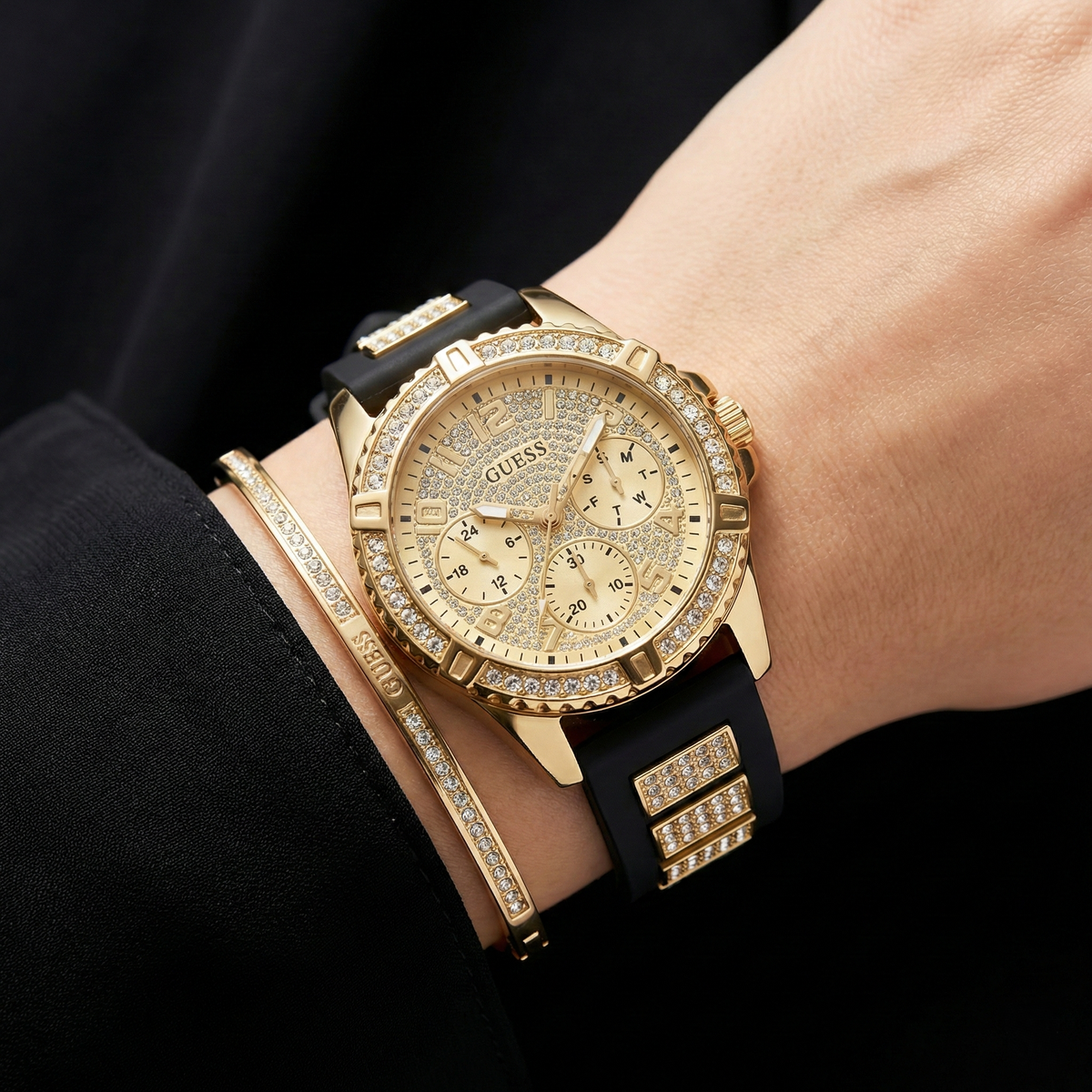 Guess Lady Frontier W1160L1 Gold & Black Rubber Watch