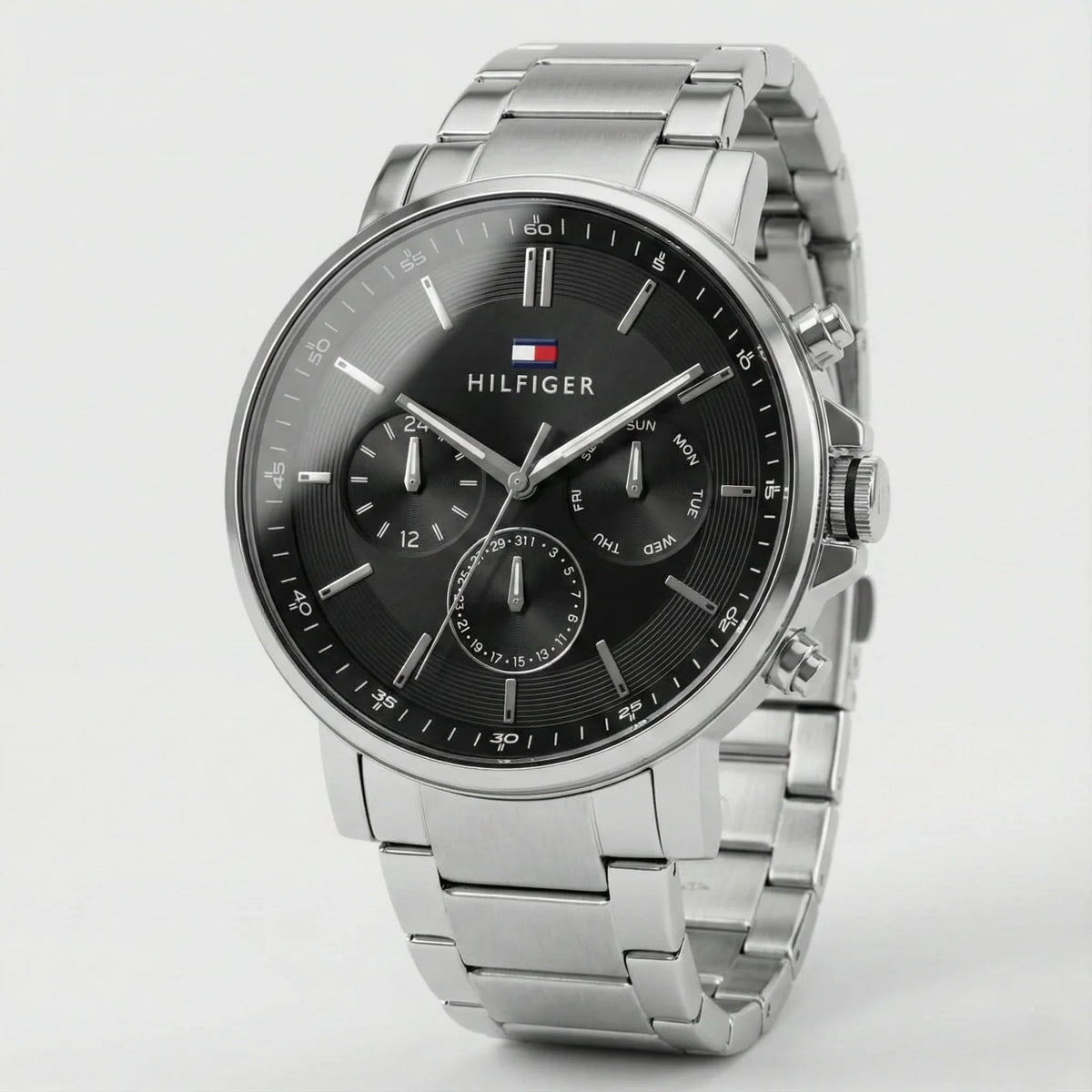 Tommy Hilfiger 1710667 Men’s Chronograph Watch – Black Dial & Stainless-Steel Bracelet