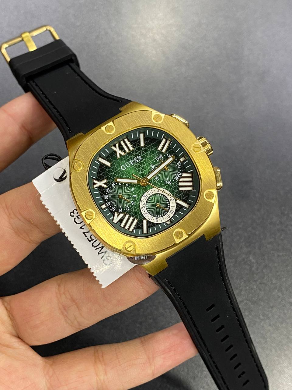 Guess Headline GW0571G3 Gold-Tone Case Green Textured Dial Black Rubber Strap Men's Watch