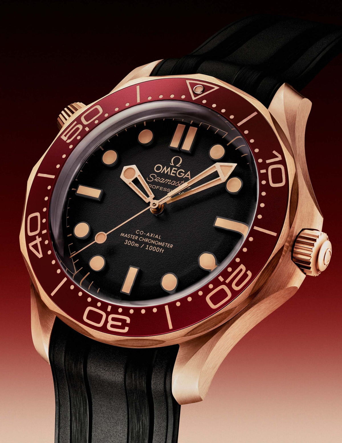 Omega Seamaster Diver 300M 42 mm, Bronze gold on rubber strap