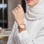 ساعة جس شيفون W1083L3 كريستال بسوار شبكي ذهبي وردي