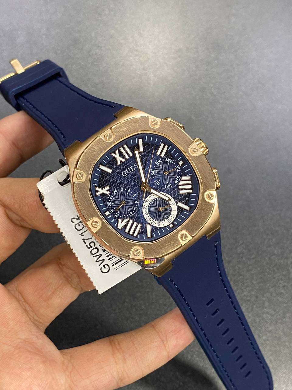 Guess Headline GW0571G2 Rose Gold Case Navy Blue Dial Rubber Strap Men's Watch