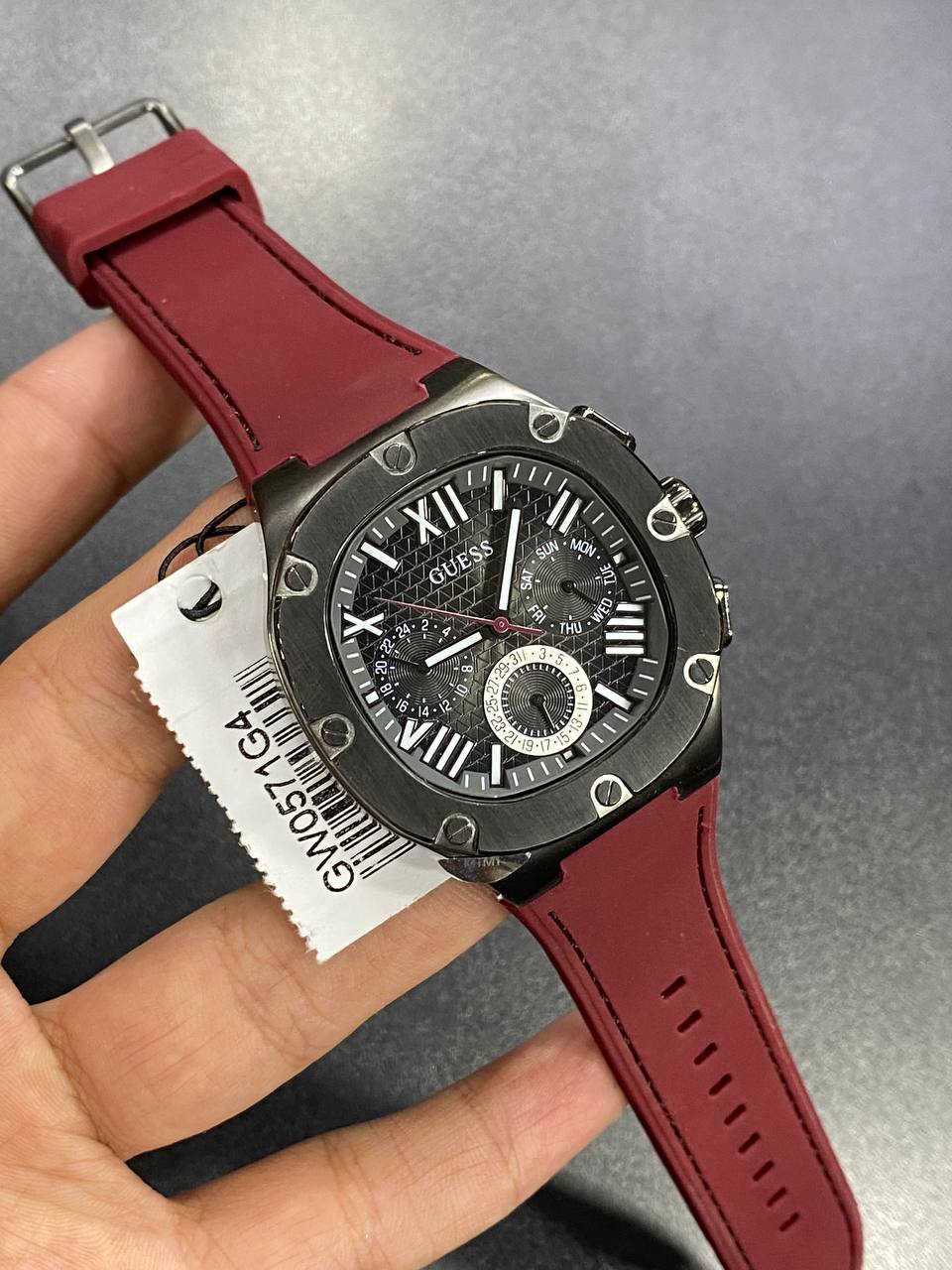 Guess Headline GW0571G4 Gunmetal Case Black Dial Red Rubber Strap Men's Watch