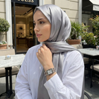 ساعة يد مستطيلة من جس مود هيفي ميتال W1117L1 بسوار سلسلة فضي اللون