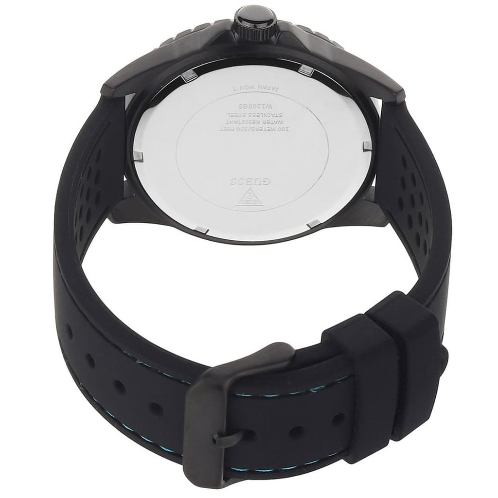 ساعة يد رجالية Guess Odyssey W1108G5 بإطار أسود ولمسات زرقاء وسوار مطاطي