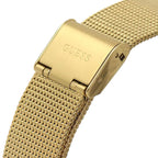 ساعة يد نسائية Guess Fame GW0508L2 ذهبية بمينا مثلث وحافة مرصعة بالكريستال وسوار شبكي ذهبي