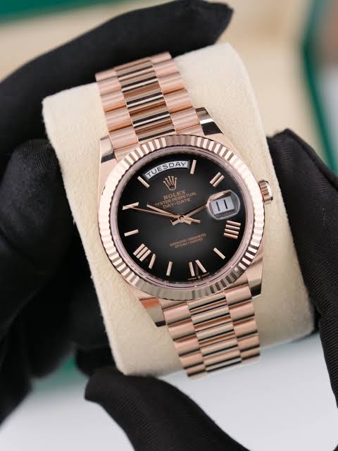 Rolex Day-Date "President" 40mm Everose Gold Slate Roman Ombre "Smoke" Dial