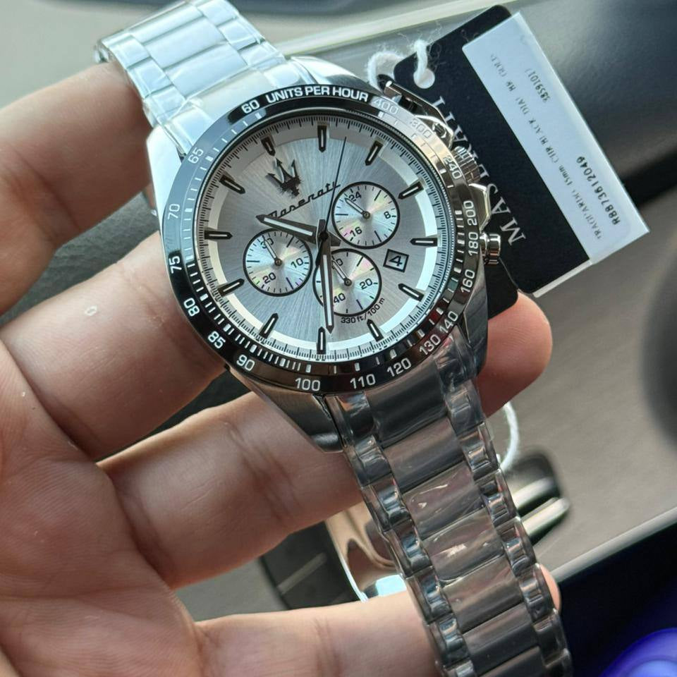 ساعة مازيراتي تراجوارد R8873612049 بهيكل فضي ومينا أبيض وإطار أسود