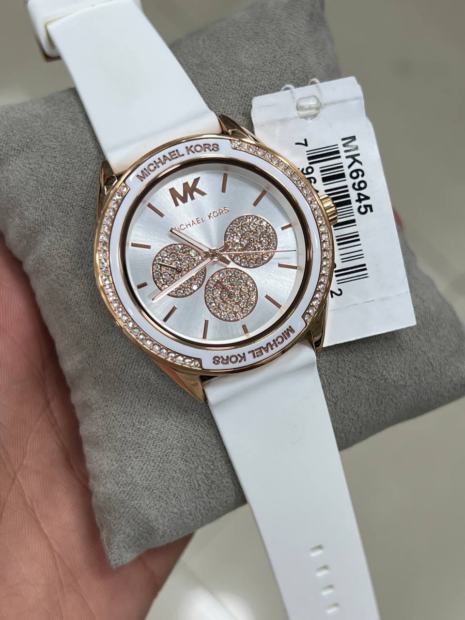 Michael Kors Jessa MK6945 Rose Gold-Tone White Dial White Rubber Women's Watch