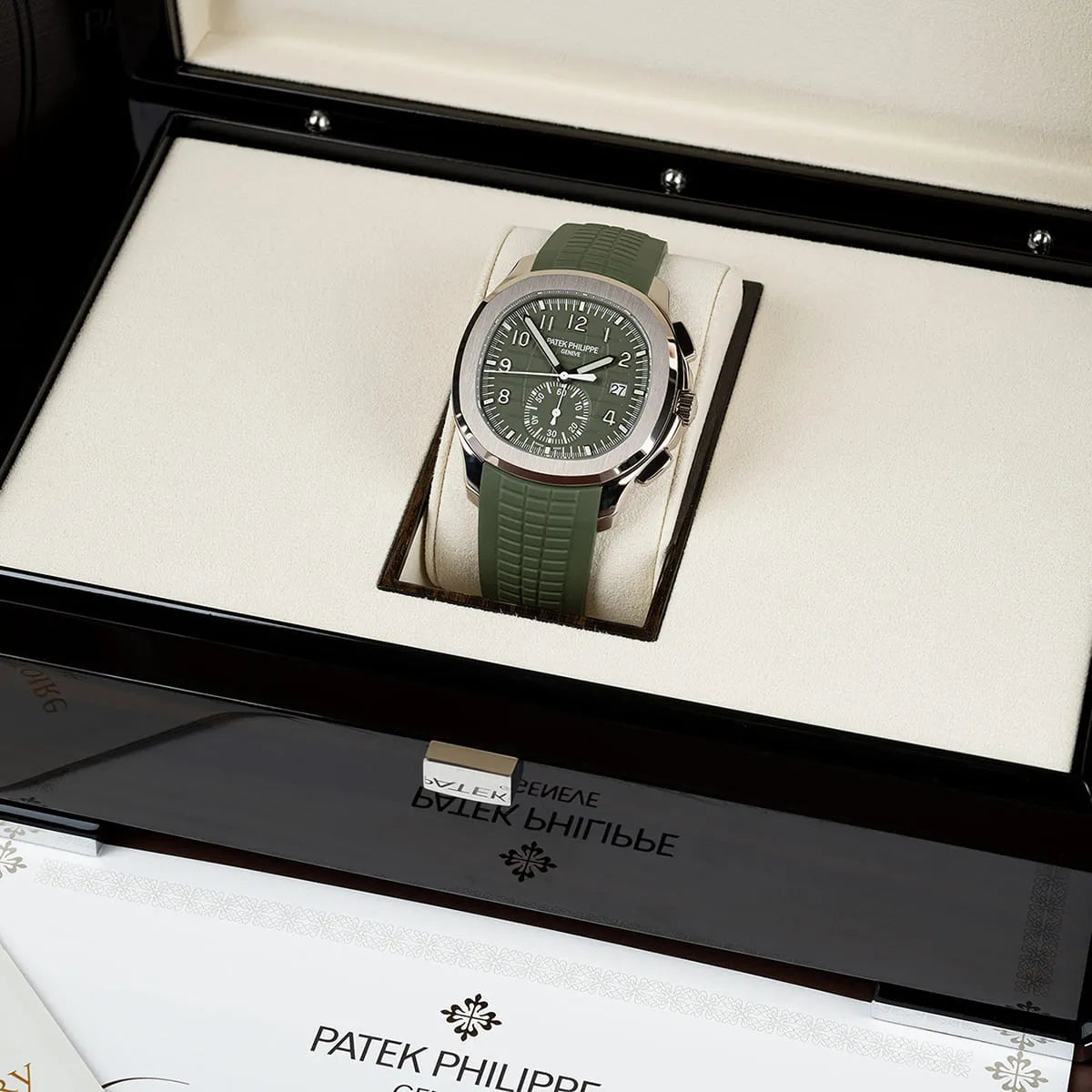 Patek Philippe Men’s Aquanaut Chronograph Khaki Green Watch