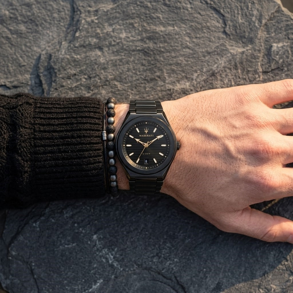 ساعة مازيراتي تريكونيك R8853139004 رجالي معدنية باللون الأسود بالكامل مع لمسات ذهبية