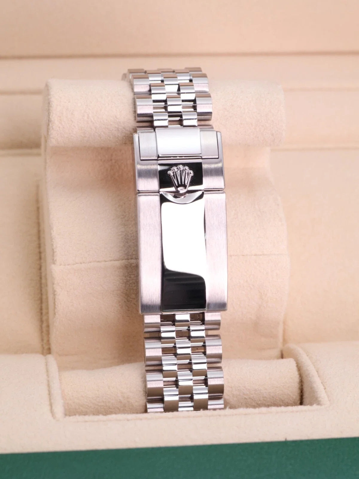 Rolex GMT-Master II “Bruce Wayne” – Black Dial & Black Ceramic Bezel Oyster Bracelet