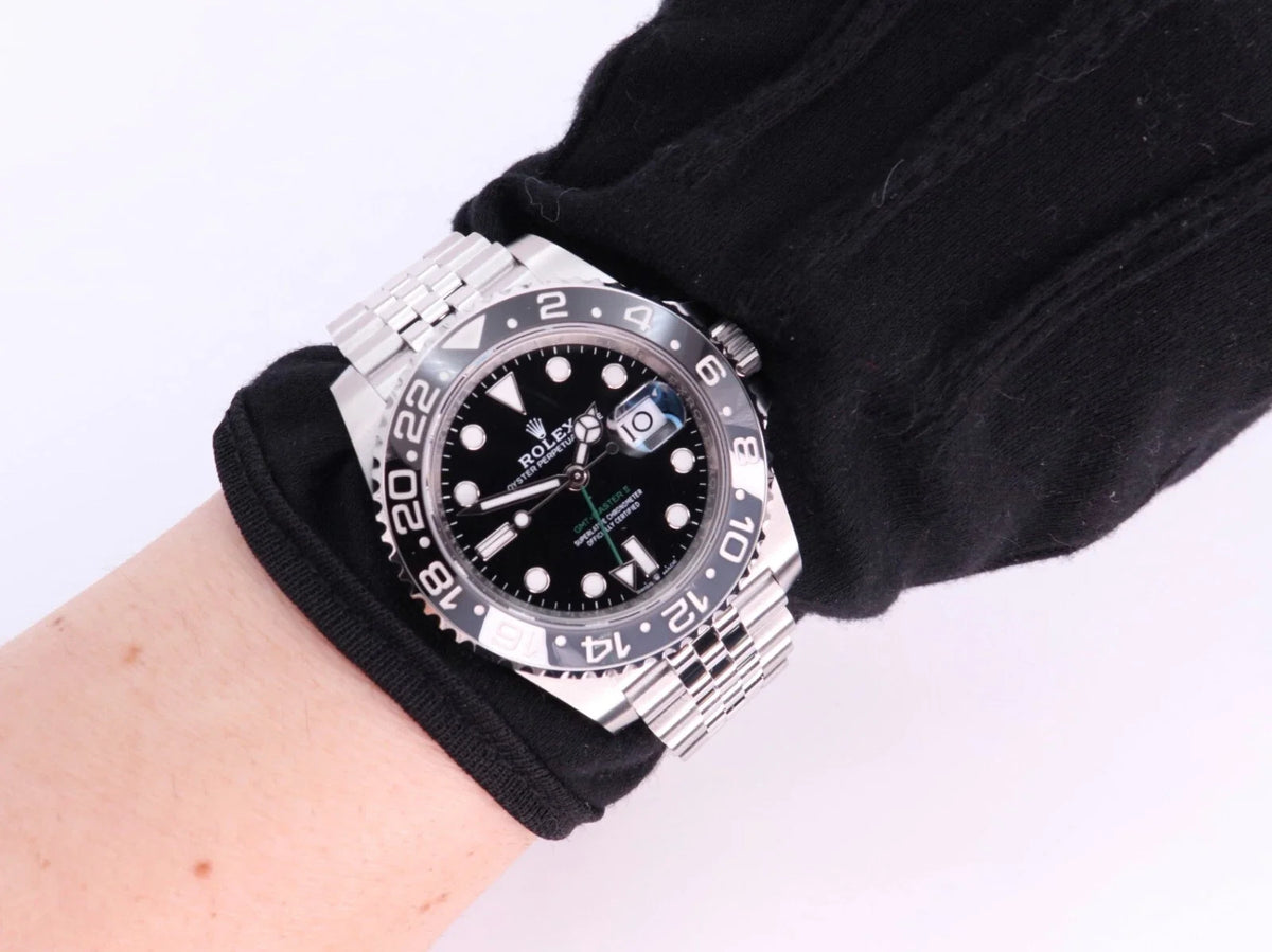 Rolex GMT-Master II “Bruce Wayne” – Black Dial & Black Ceramic Bezel Oyster Bracelet