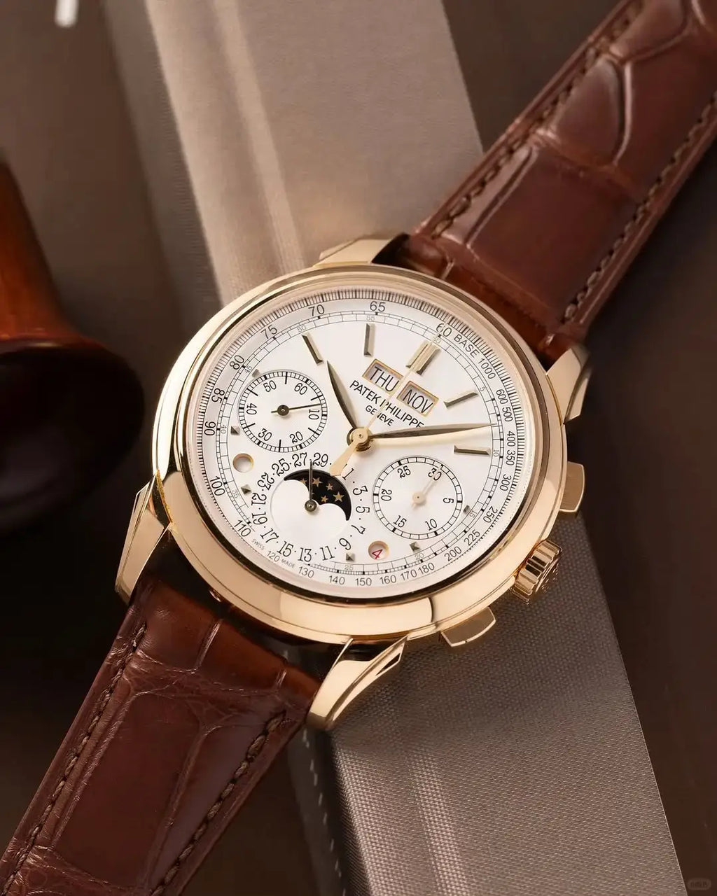 Patek Philippe Grand Complications Perpetual Calendar 41mm 5270J Yellow Gold