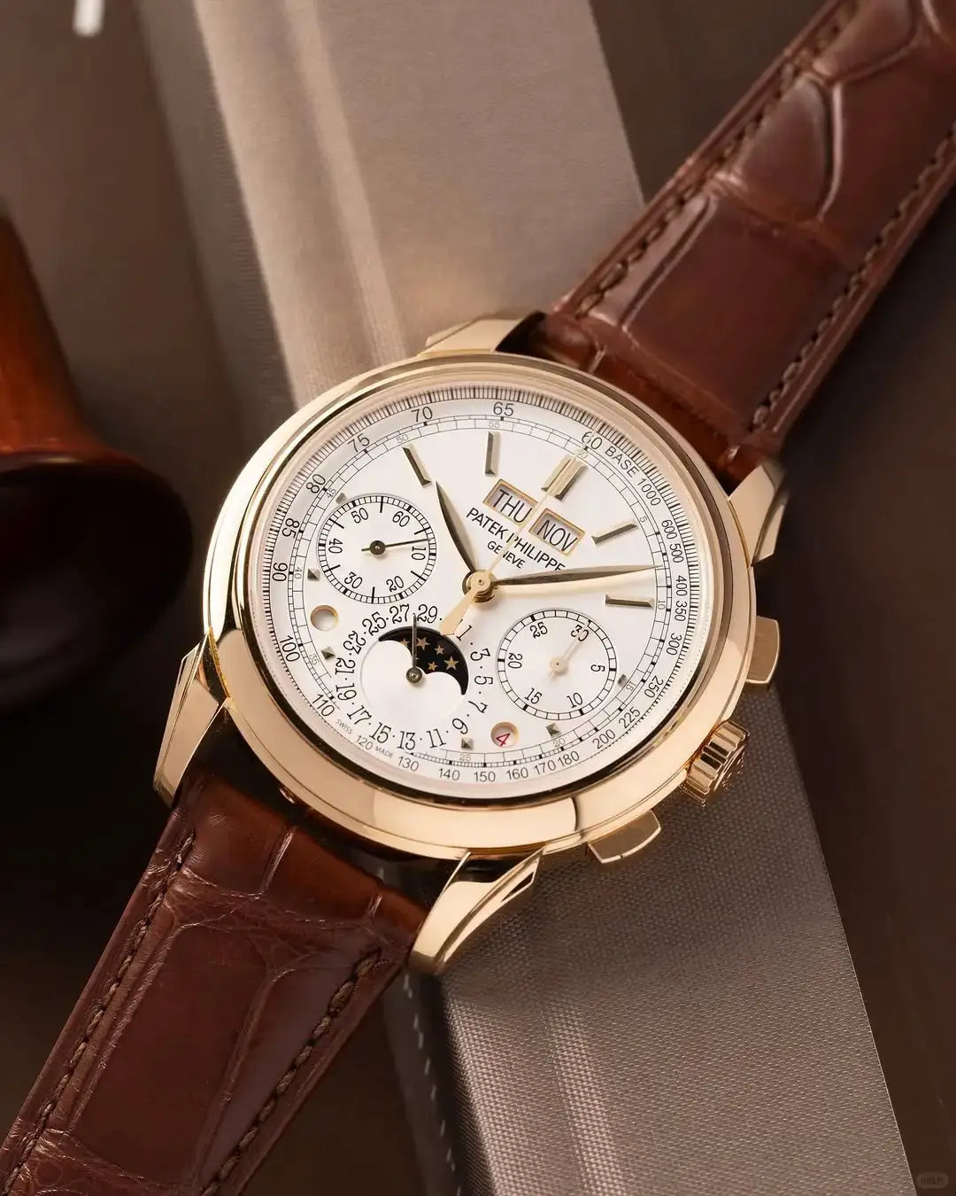 Patek Philippe Grand Complications Perpetual Calendar 41mm 5270J Yellow Gold