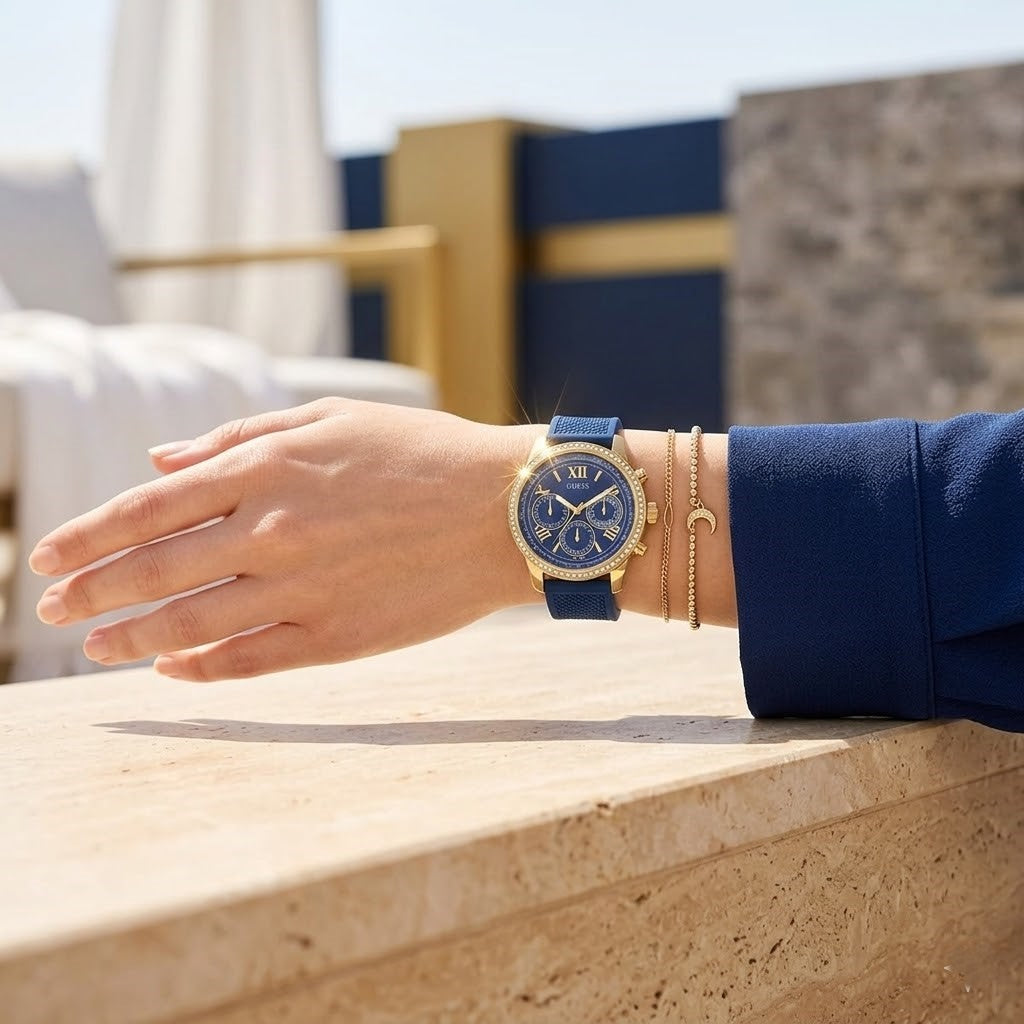 ساعة حريمي Guess Sunrise متعددة الوظائف W0616L2، إطار ذهبي، مينا أزرق، سوار مطاطي أزرق